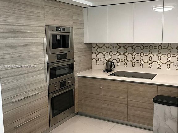 2nd image of 330 NE Sunny Isles Blvd