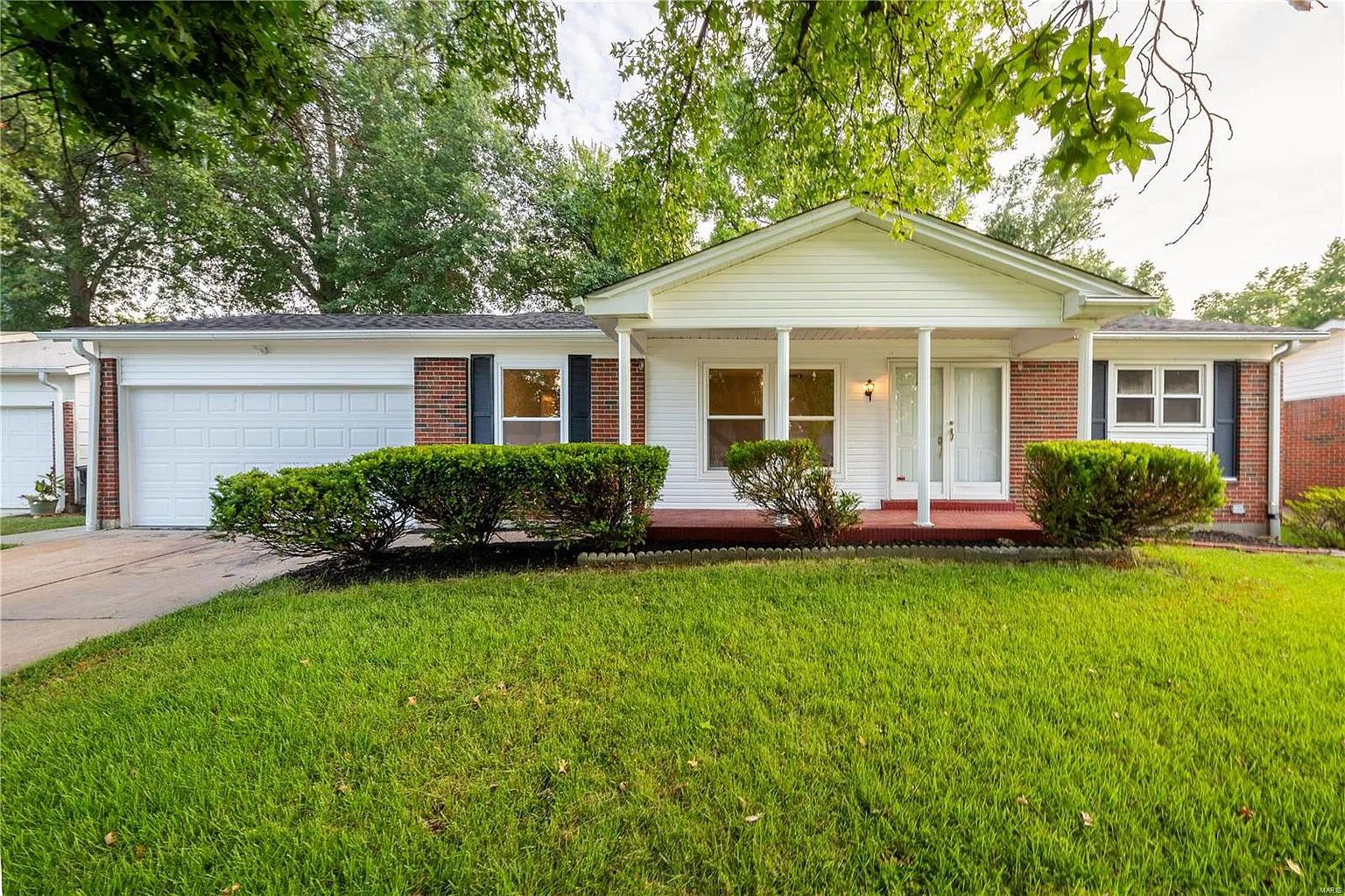 3007 Westminster Dr photo 1