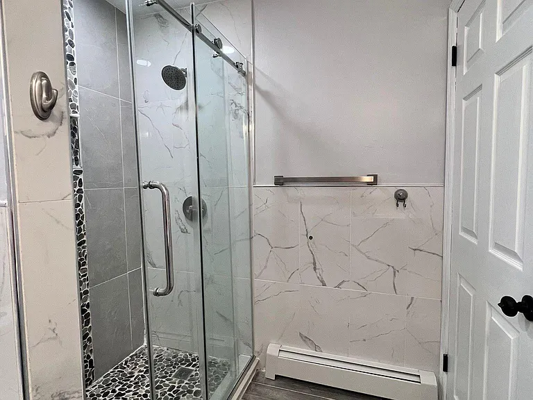 226 Duncan Ave #2 — Photo 2