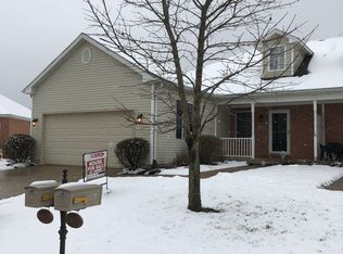 1833 Golfview Dr, Springfield, OH 45502