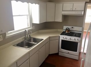 9532 Denton Hill Rd, Fenton, MI 48430