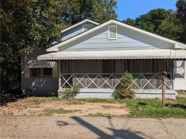 108 Bay Ct, Opelika, AL 36801