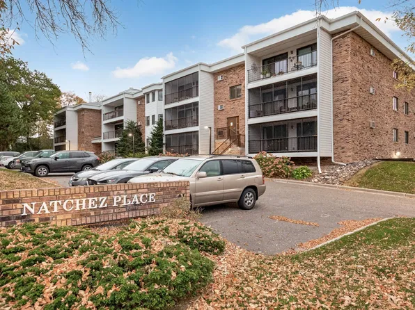 4625 Minnetonka Blvd APT 202, Saint Louis Park, MN 55416