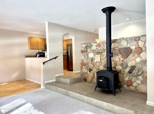 3921 Bighorn Rd #3-B, Vail, CO 81657