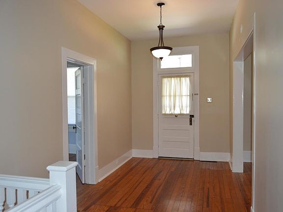 5th image of 100 Claiborne Ave