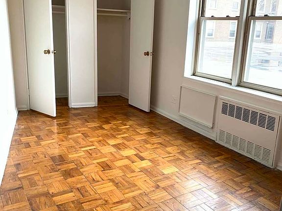 5th image of 2355 E 12th St APT 1S