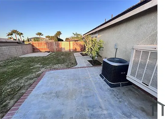 4031 Belleshire Way — Photo 2
