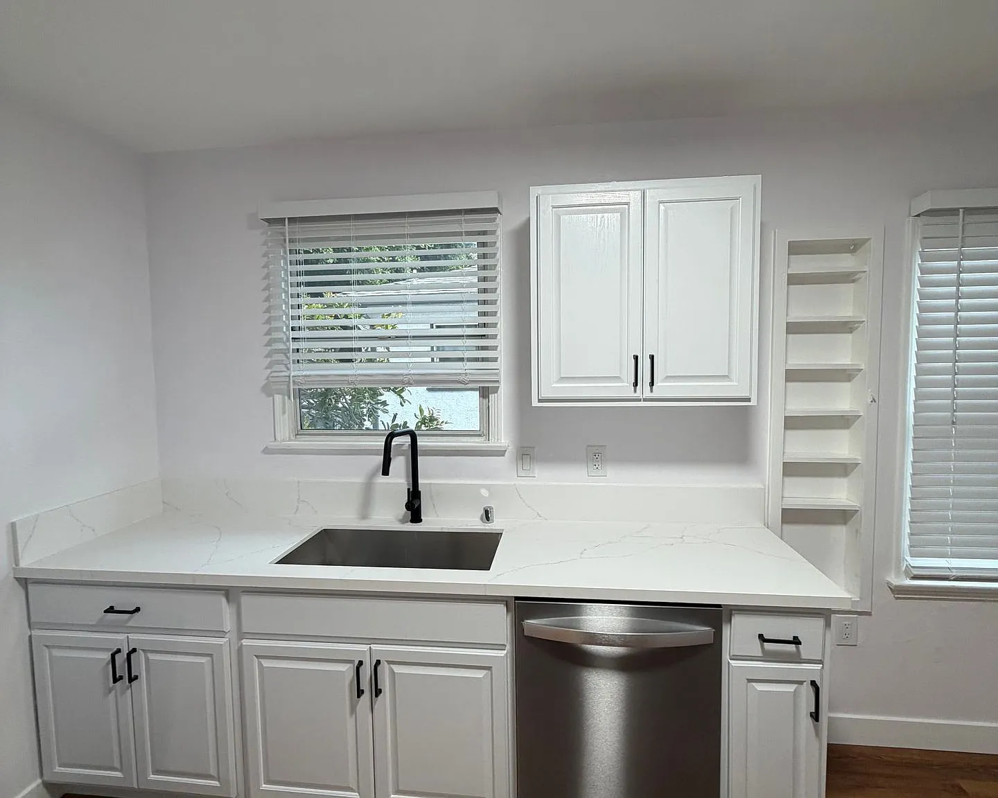 5327 Kinston Ave — Photo 1