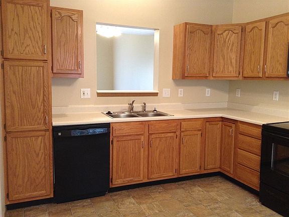 4th image of 329 Antietam Blvd