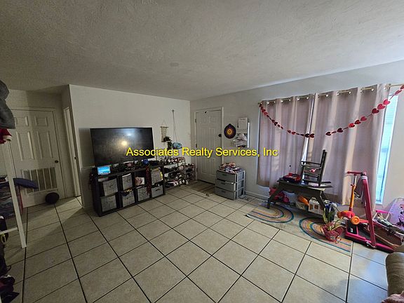 3rd image of 6102-6108 NW 26th St #Mr52-01