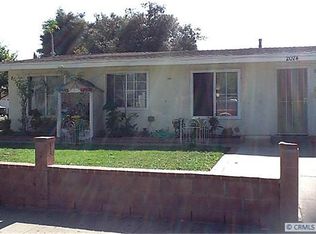 2074 S Pacific Ave, Santa Ana, CA 92704