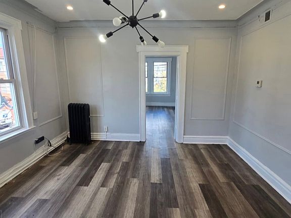 4th image of 158 Maple Ave #2L