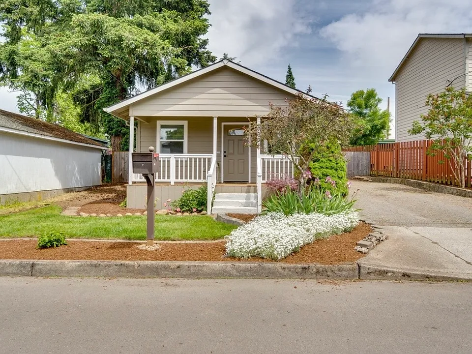 7604 SE 66th Pl