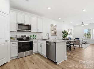 3136 Butler Hill Dr, Matthews, NC 28105
