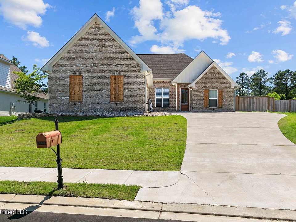 1st image of 203 Herons Bay Cir