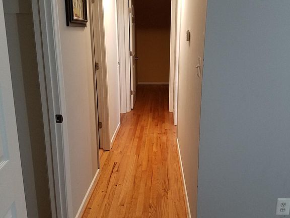 3rd image of 2047 Westmoreland St