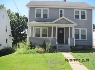 9 Barnard Rd, Worcester, MA 01605