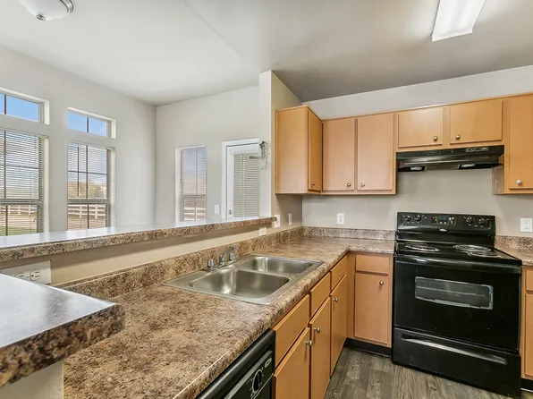 Sterling Green Village & Sheldon Ranch Apartments