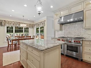 32 Ramapo Mountain Dr, Wanaque, NJ 07465