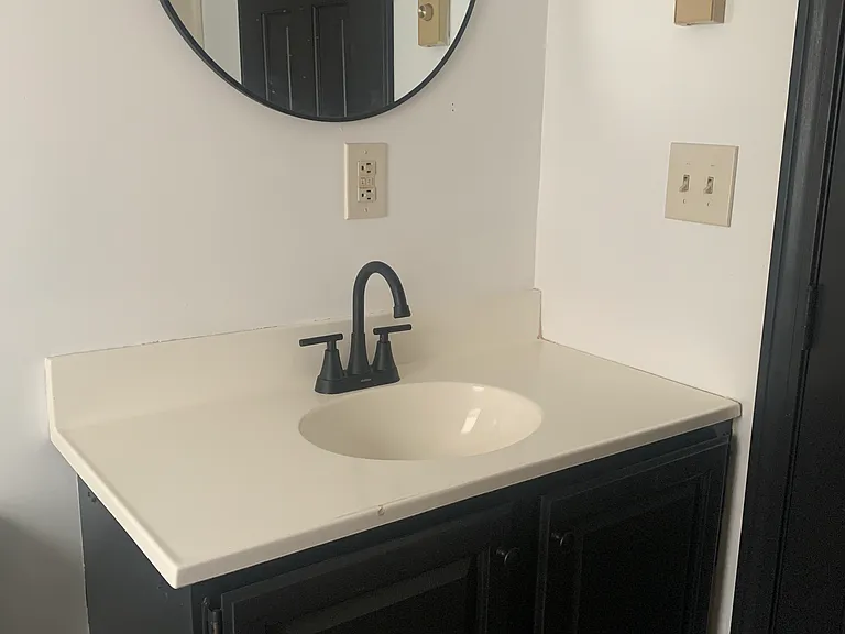 5 Leonard Ave #2 — Photo 8