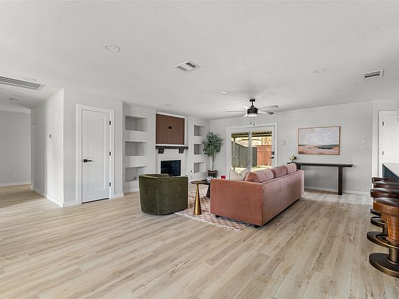 5th image of 6211 Symphony Ln