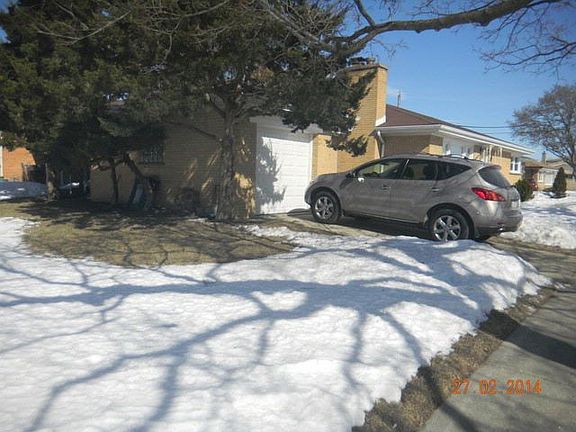 2nd image of 5642 S Park Ave