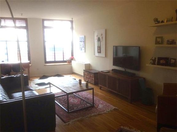 4th image of 341 W 11th St APT 6C