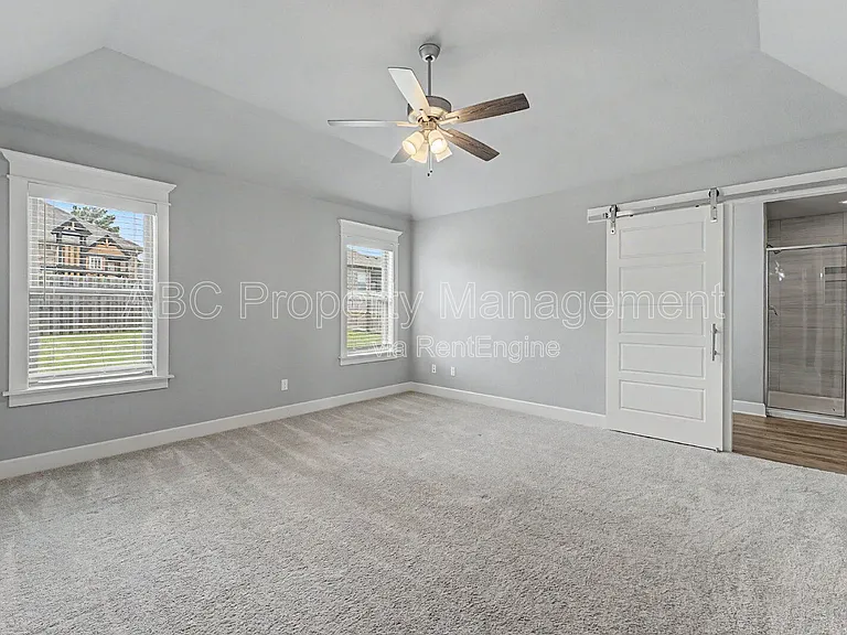 361 Captain Hopkins St — Photo 12