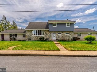 270 Elizabeth St, Landisville, PA 17538