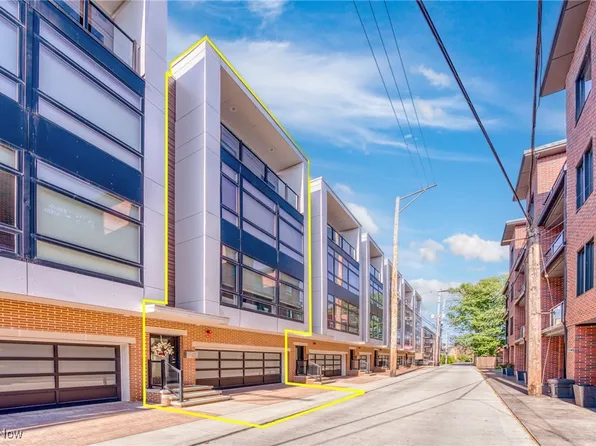 3112 Vine Ct, Cleveland, OH 44113