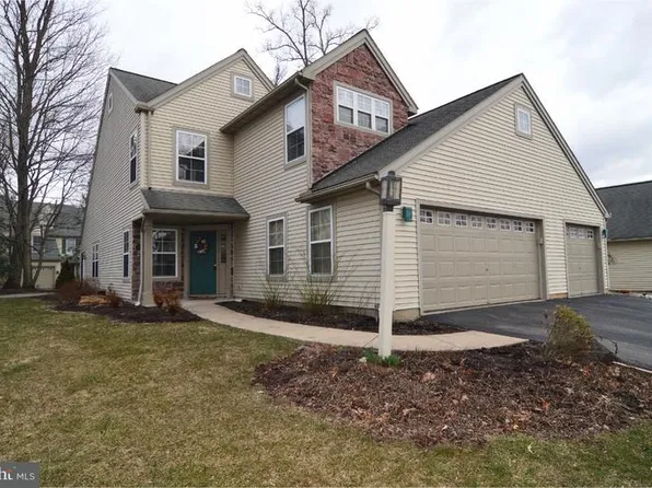 94 Hawk Valley Ln, Denver, PA 17517