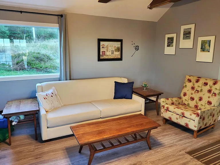 34 Wharf Rd — Photo 7