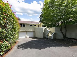 5449 NE 200th Pl, Lake Forest Park, WA 98155