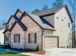 340 Traditions Ln, Hampton, GA 30228