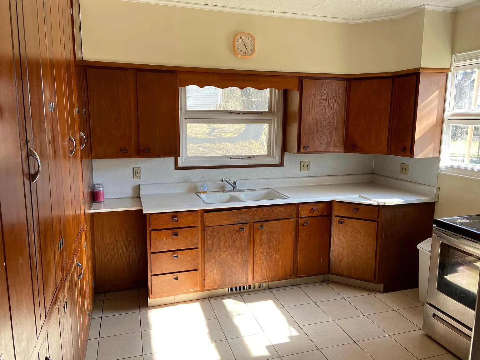 2 bed, 1032 sqft, $1,245 — Photo 3