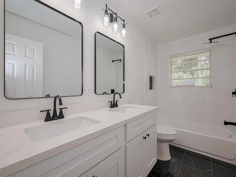 2112 Walnut Ln — Photo 19