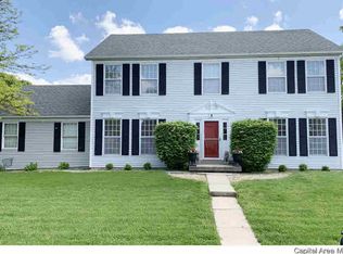 2 N Grand Ave, Jacksonville, IL 62650