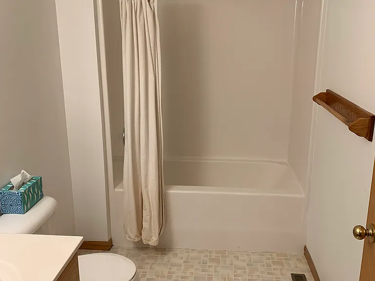 762 Hagman St — Photo 8