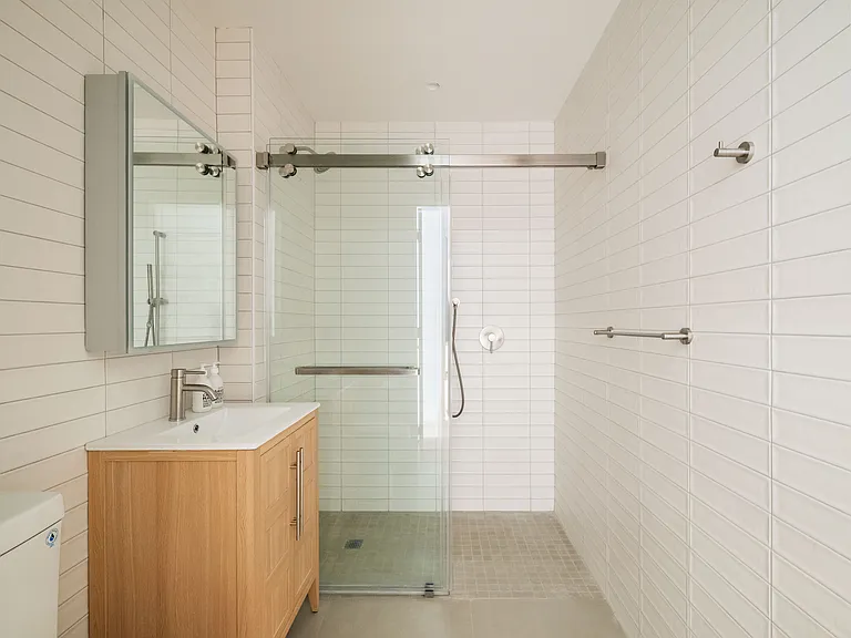 110 W 32nd St #5C — Photo 5