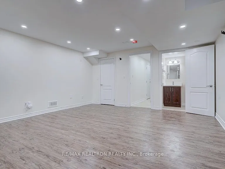 41 Oswell Dr #BSMNT — Photo 25