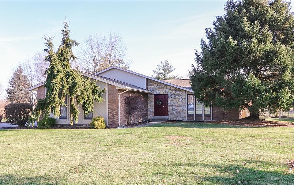 1st image of 5806 Country View Dr