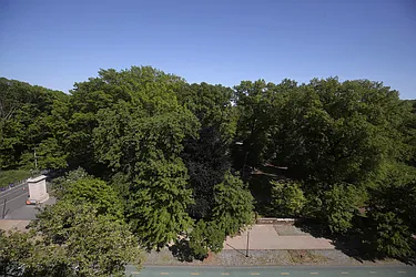 Rented by Vertical Real Estate LLC