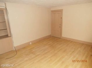 22 Cedar St APT 4, Taunton, MA 02780