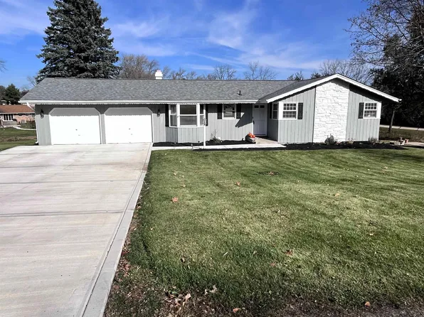1574 Valencia Dr, Rockford, IL 61108