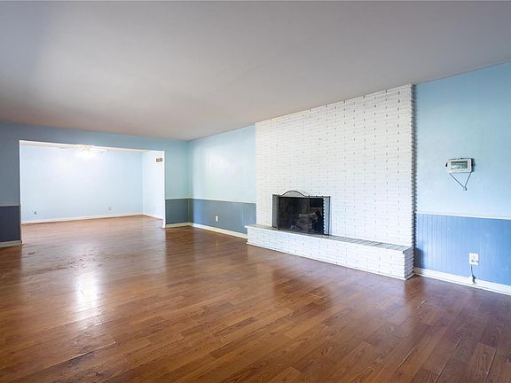 5th image of 12095 Mignon Dr