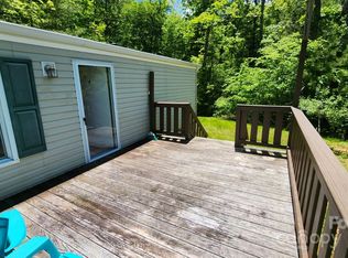 67 Honey Hl, Burnsville, NC 28714