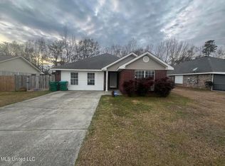 12052 Harmony Cir, Gulfport, MS 39503