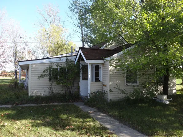 123 Cleveland St SW, Staples, MN 56479