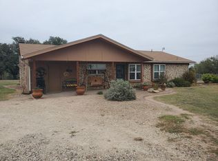 8546 N Valley Dr, San Angelo, TX 76905