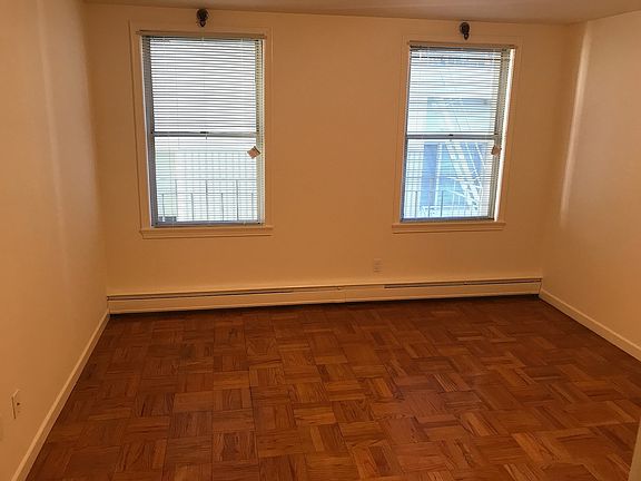 5th image of 1310 Jones St APT 103
